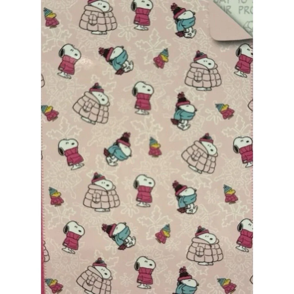 SNOOPY HOLIDAY PUFFER JACKET REVERSIBLE PLUSH THROW BLANKET